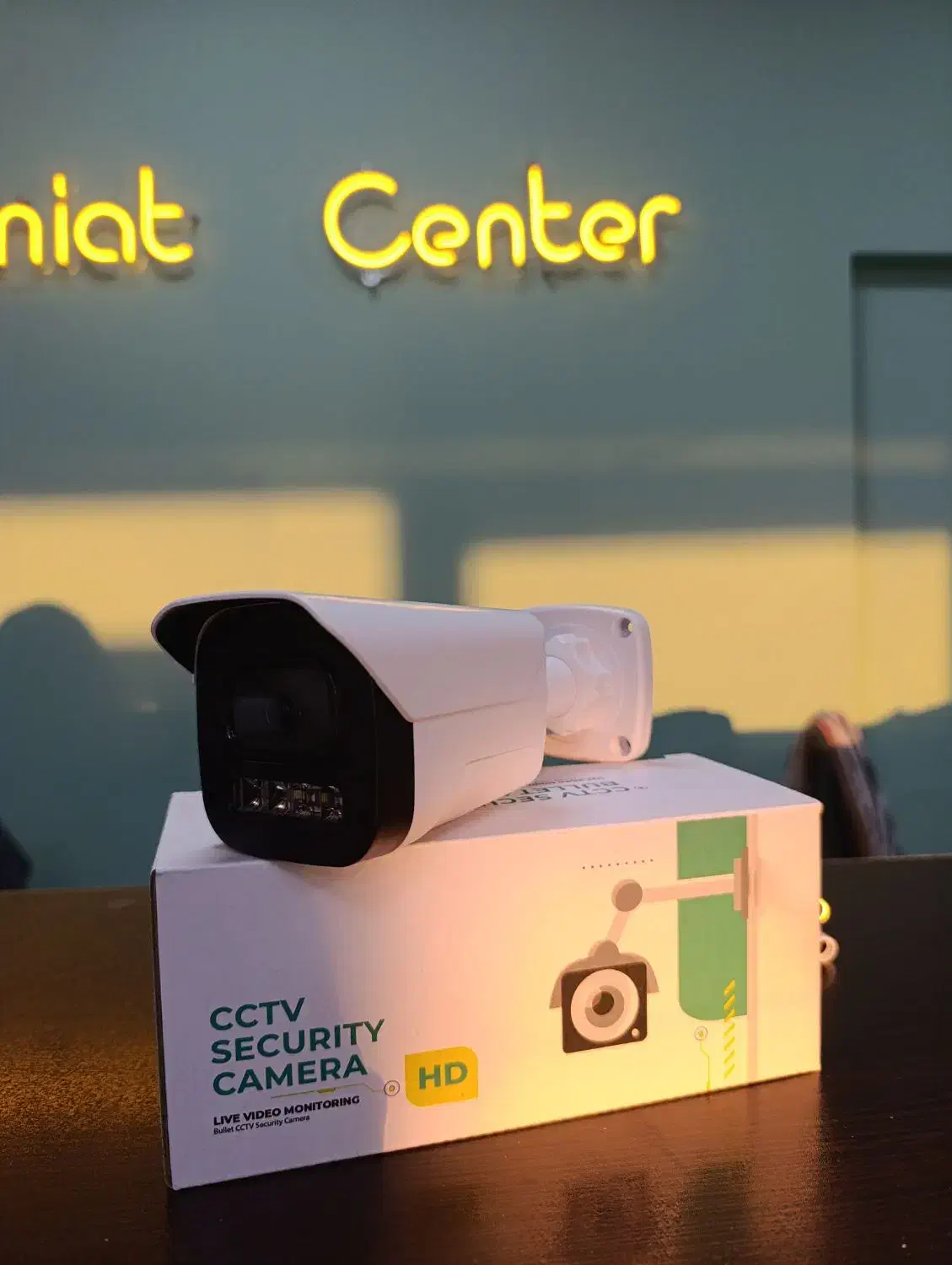 چهار دوربین به همراه نصب|دوربین مداربسته|لاهیجان, قیام|دیوار