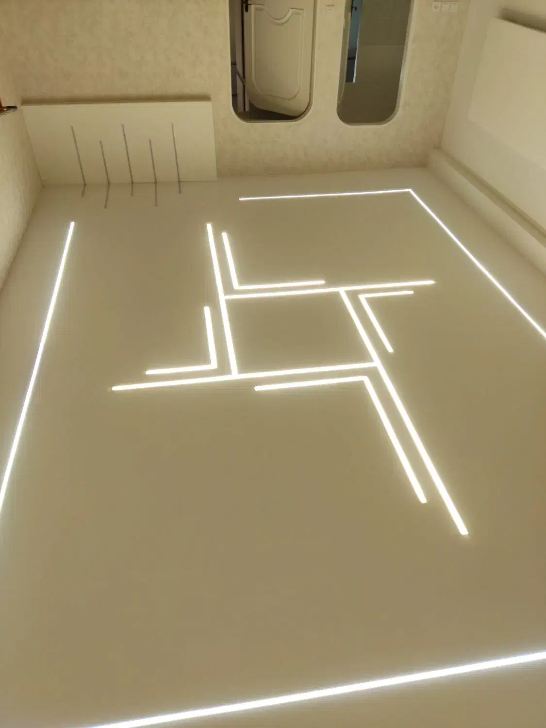 نورخطی و لاین نوری پارس|لامپ و چراغ|مشهد, عبادی|دیوار