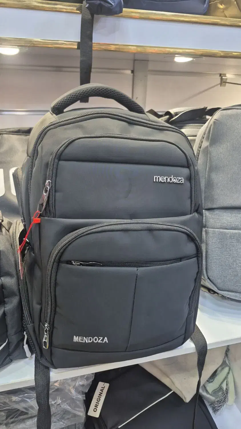 چرخکار و وردست خانم جهت تولیدی کیف|استخدام صنعتی، فنی، مهندسی|تهران, امین حضور|دیوار