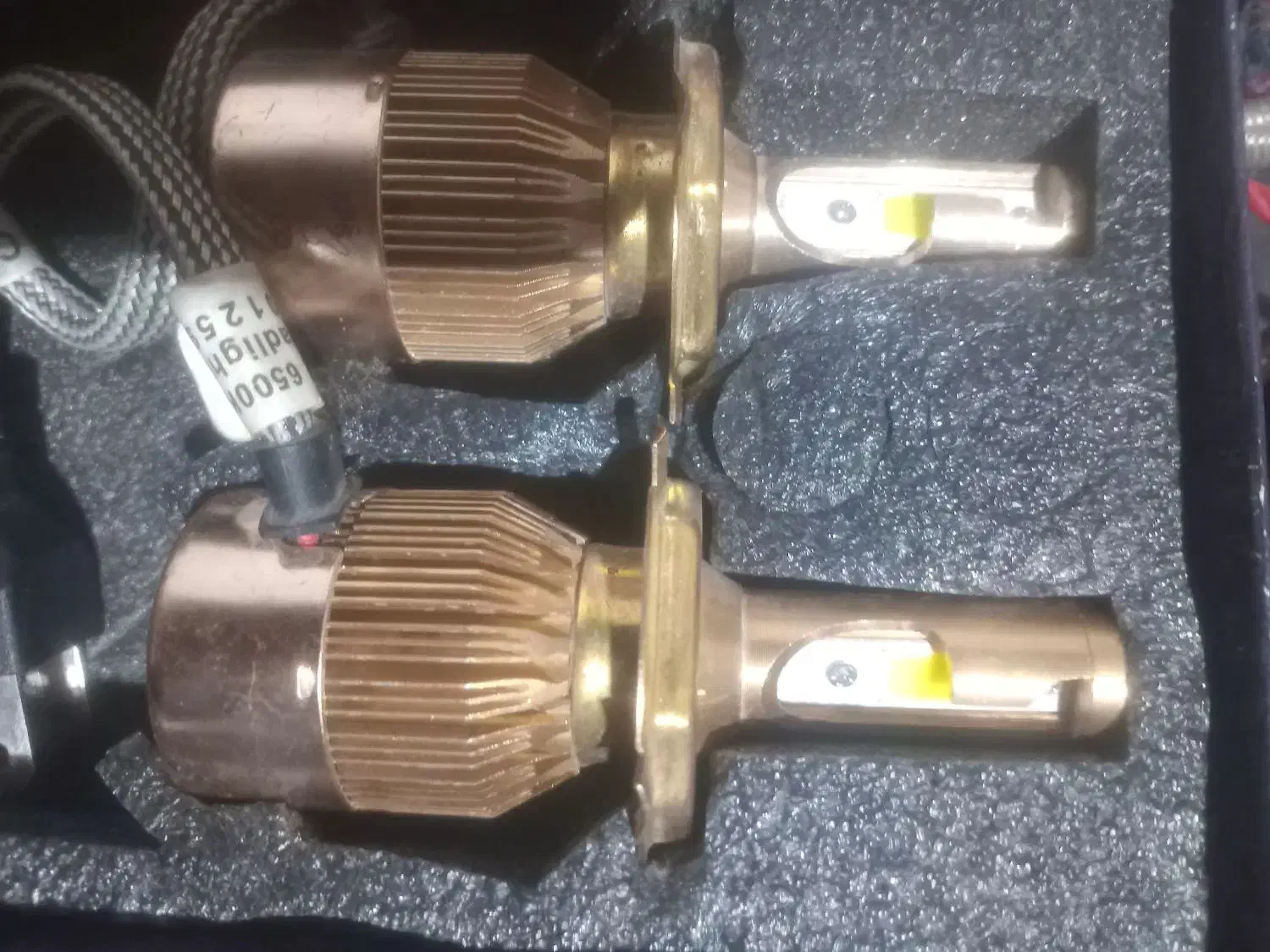 لامپ هدایت سالم پول لازمم|لامپ و چراغ|زابل, |دیوار