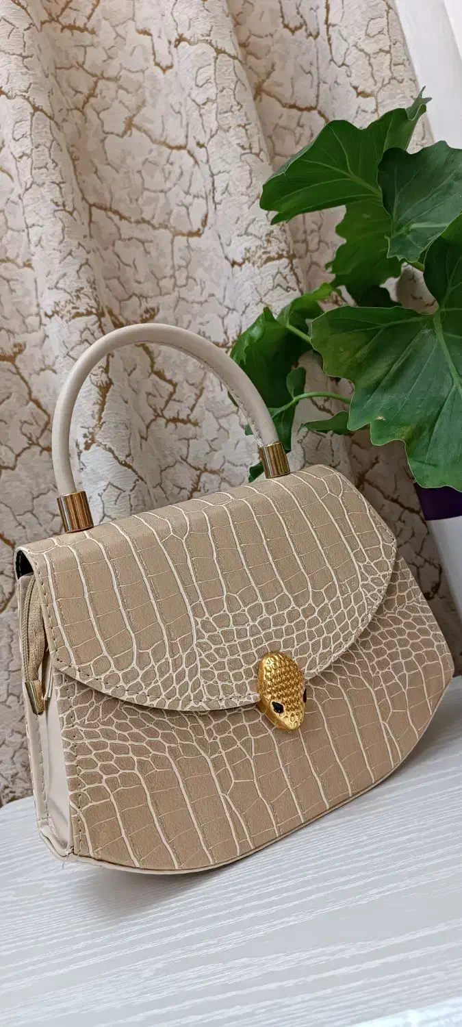 هدیه روز مادر|کیف، کفش، کمربند|گرگان, |دیوار