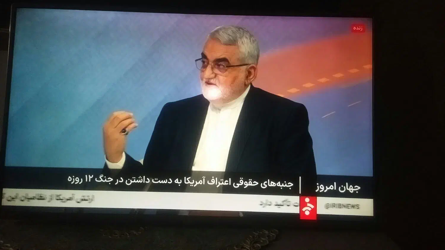 تلویزیون ال ای دی مدل 42|تلویزیون و پروژکتور|املش, |دیوار