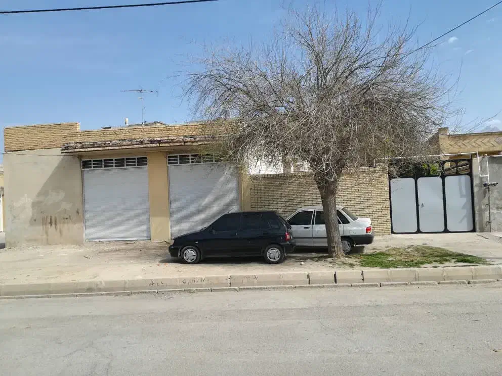 فروش و معاوضه منزل ویلایی بهمراه دو باب مغازه|فروش خانه و ویلا|جهرم, |دیوار