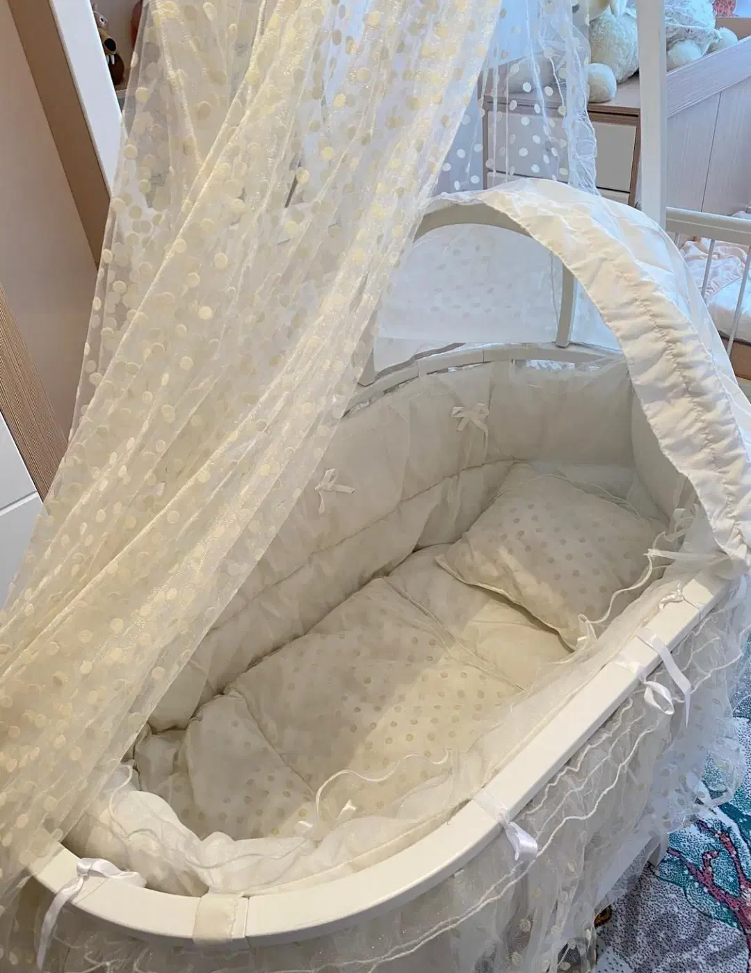 گهواره چوبی ترک برند baby tech و یک گهواره میلاد|تخت و صندلی بچه|محمدیه-قزوین, |دیوار