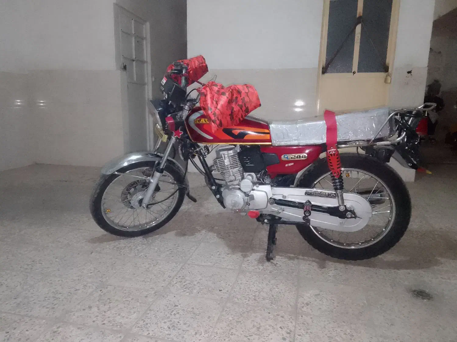 هندا 200مدل 94|موتورسیکلت|رباط‌کریم, رباط‌کریم|دیوار