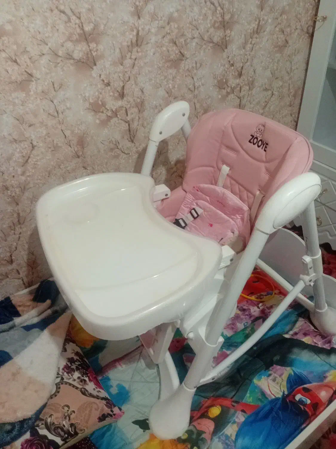 میز غذا کودک|تخت و صندلی بچه|شازند, |دیوار