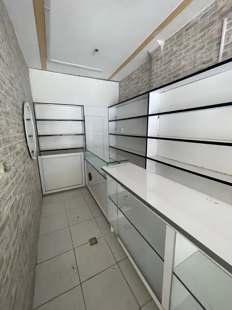 اجاره مغازه ۱۴ متری|اجارهٔ مغازه و غرفه|بهبهان, |دیوار