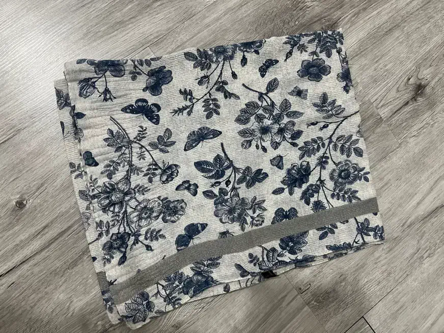 شال|لباس|رامسر, |دیوار