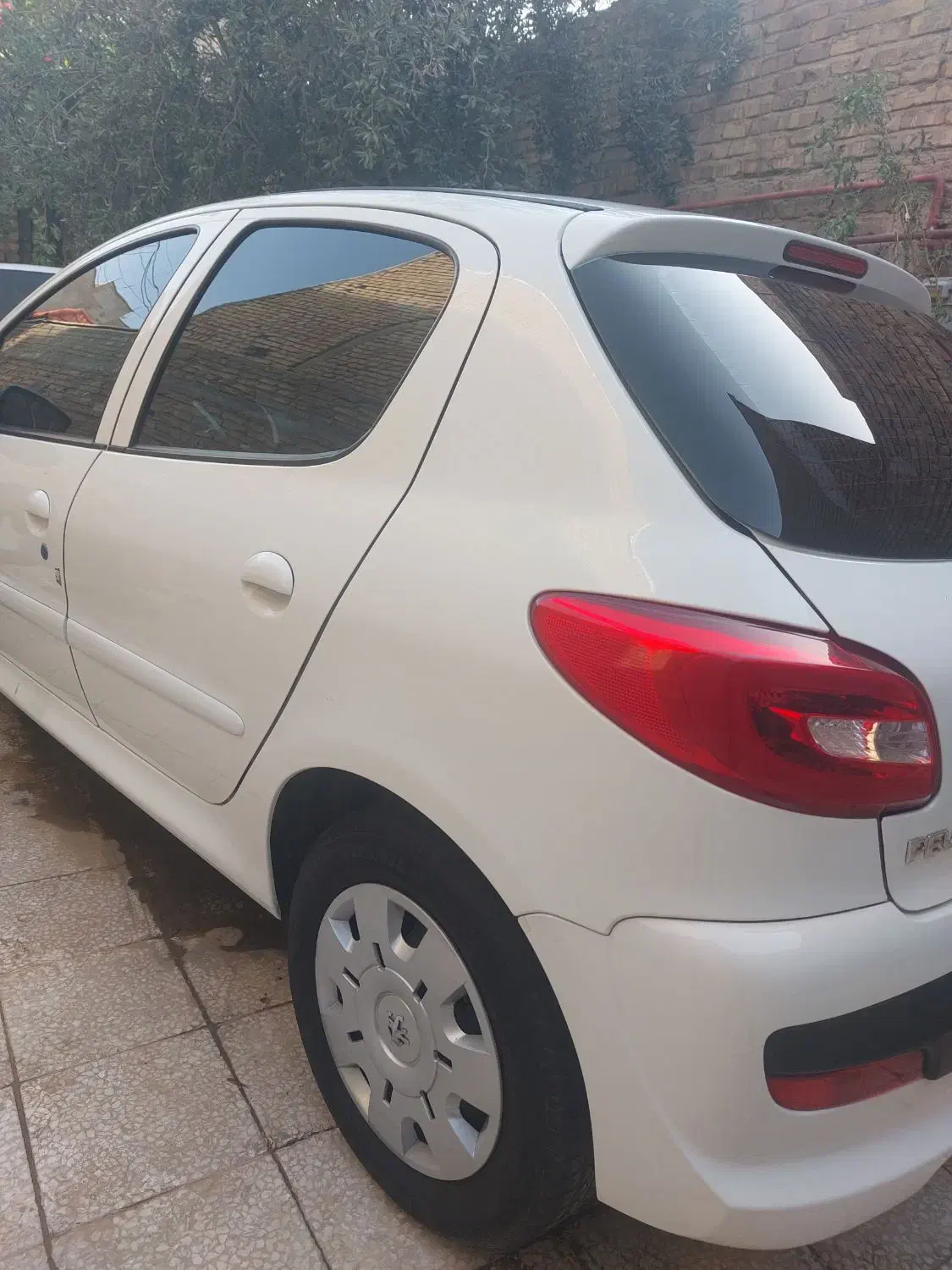 207i مدل ۱۴۰۳|خودرو سواری و وانت|قم, هفت تیر|دیوار