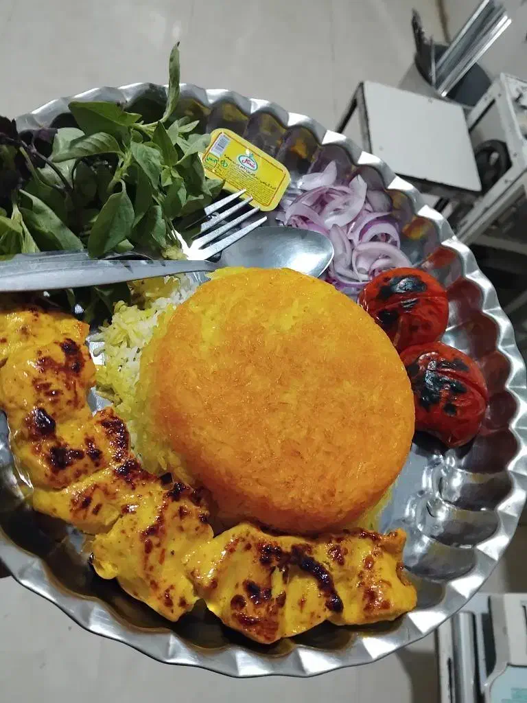 کبابی خان|خدمات پذیرایی، مراسم|اسفراین, |دیوار