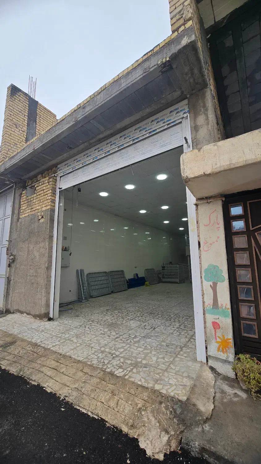 تجاری ۱۰۰ متری|اجارهٔ مغازه و غرفه|مرودشت, شهرک مهدیه|دیوار