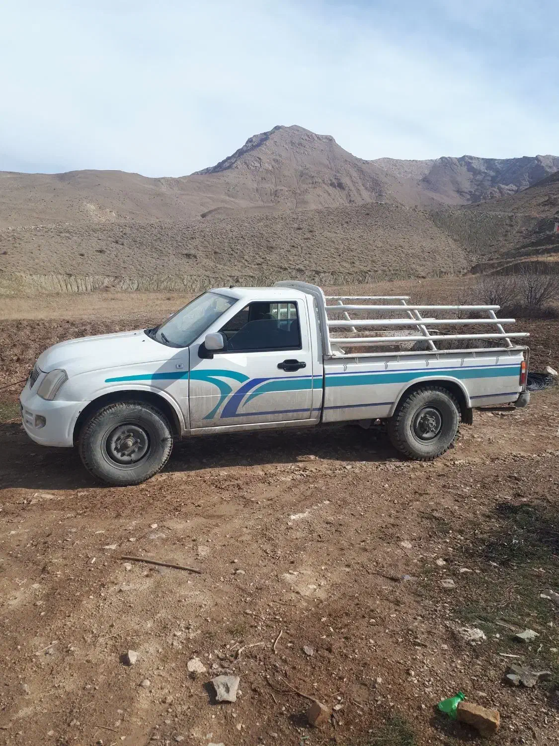 وانت پادرا مدل ۹۵ بدون رنگ بدون اتاق|خودرو سواری و وانت|نیشابور, بار|دیوار