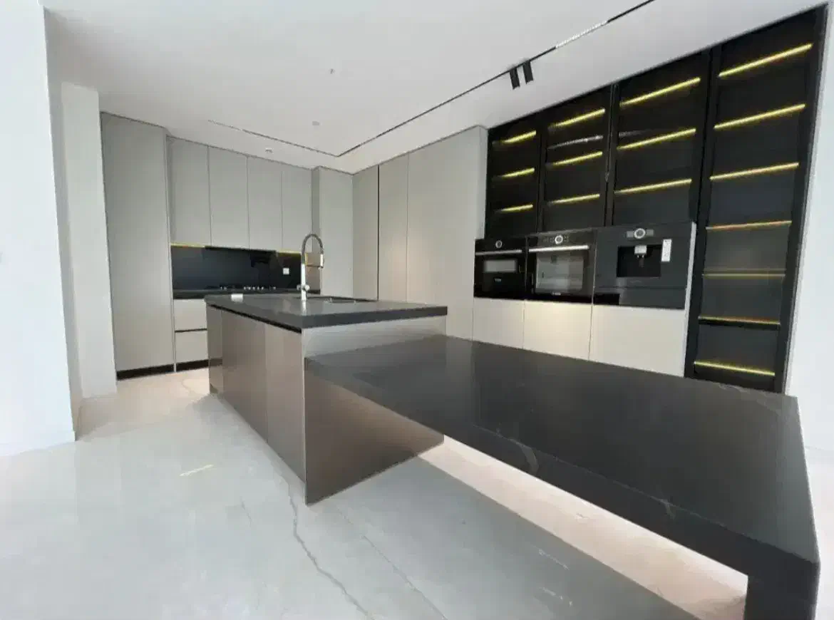 فرشته ۲۱۰ متر ۳خواب مستر قیمت باورنکردنی