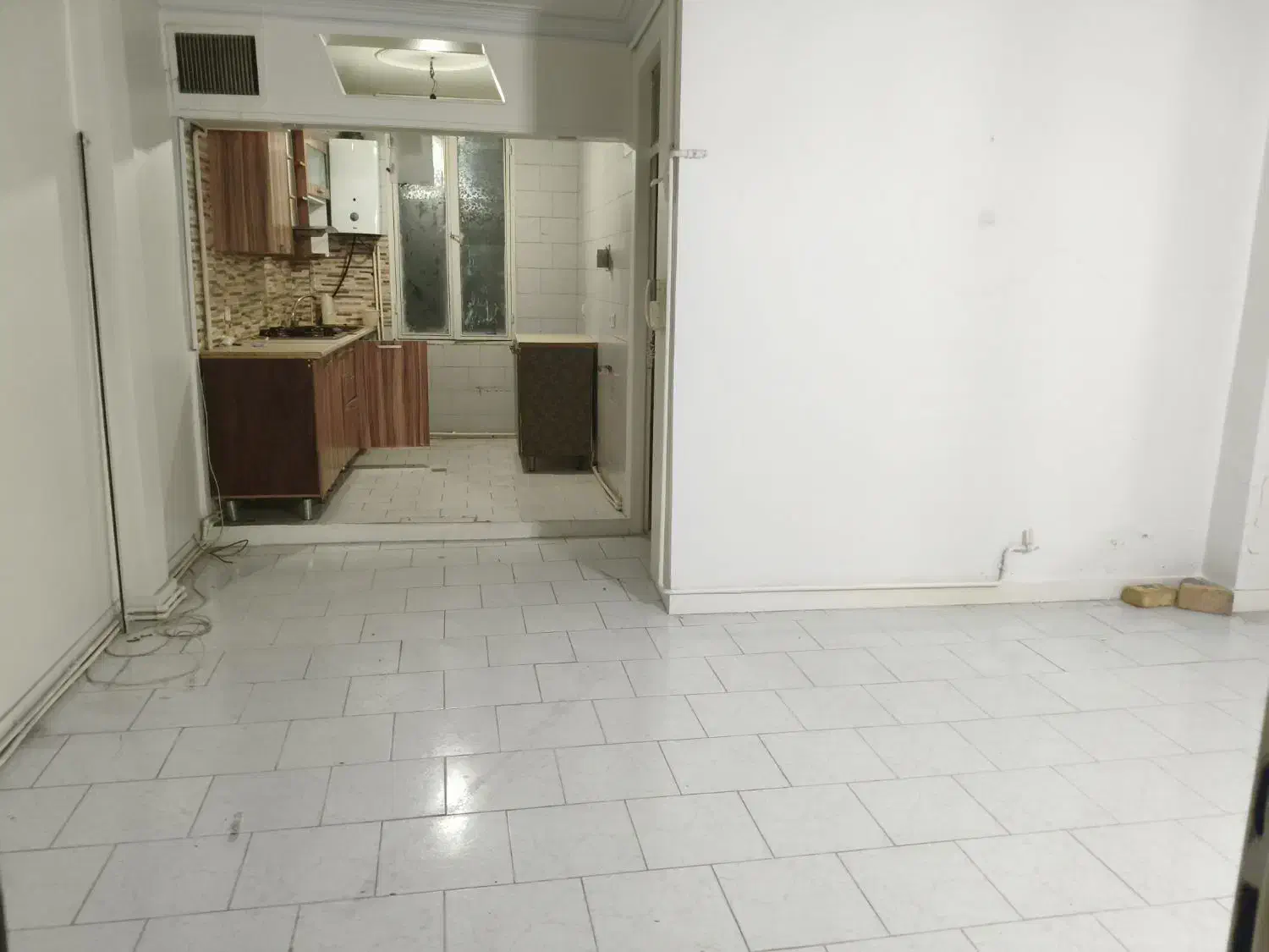 آپارتمان در خیابان فرهنگ