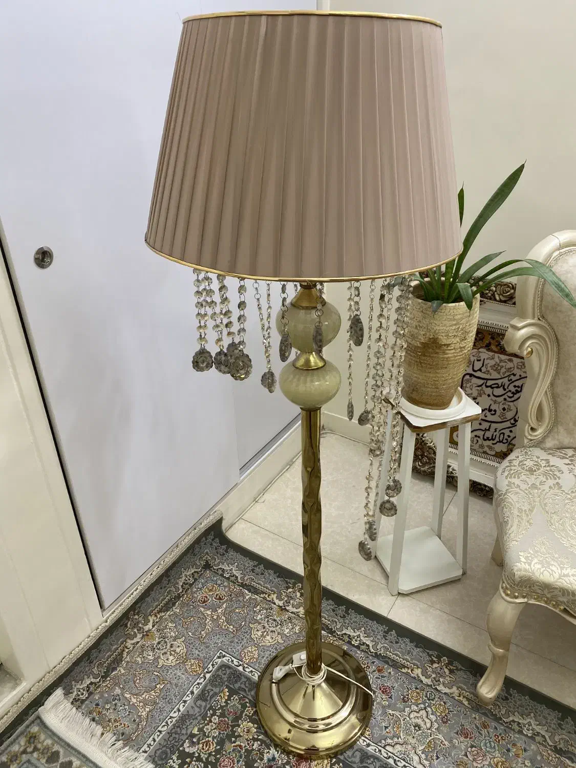 آواژور|چراغ خواب و آباژور|تهران, اسفندیاری|دیوار