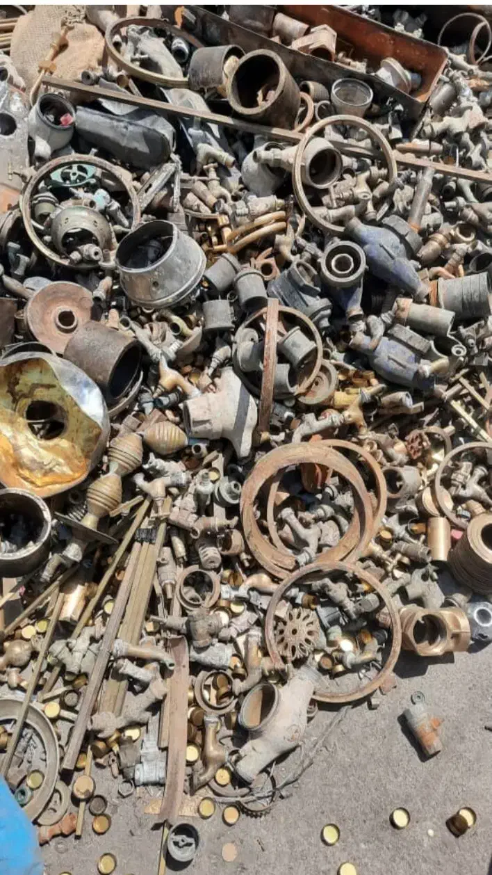 خرید وفروش ضایعات کارتن کتاب آهن  مس برنج دروپنجره|عمده‌فروشی|مشهد, ابوذر|دیوار