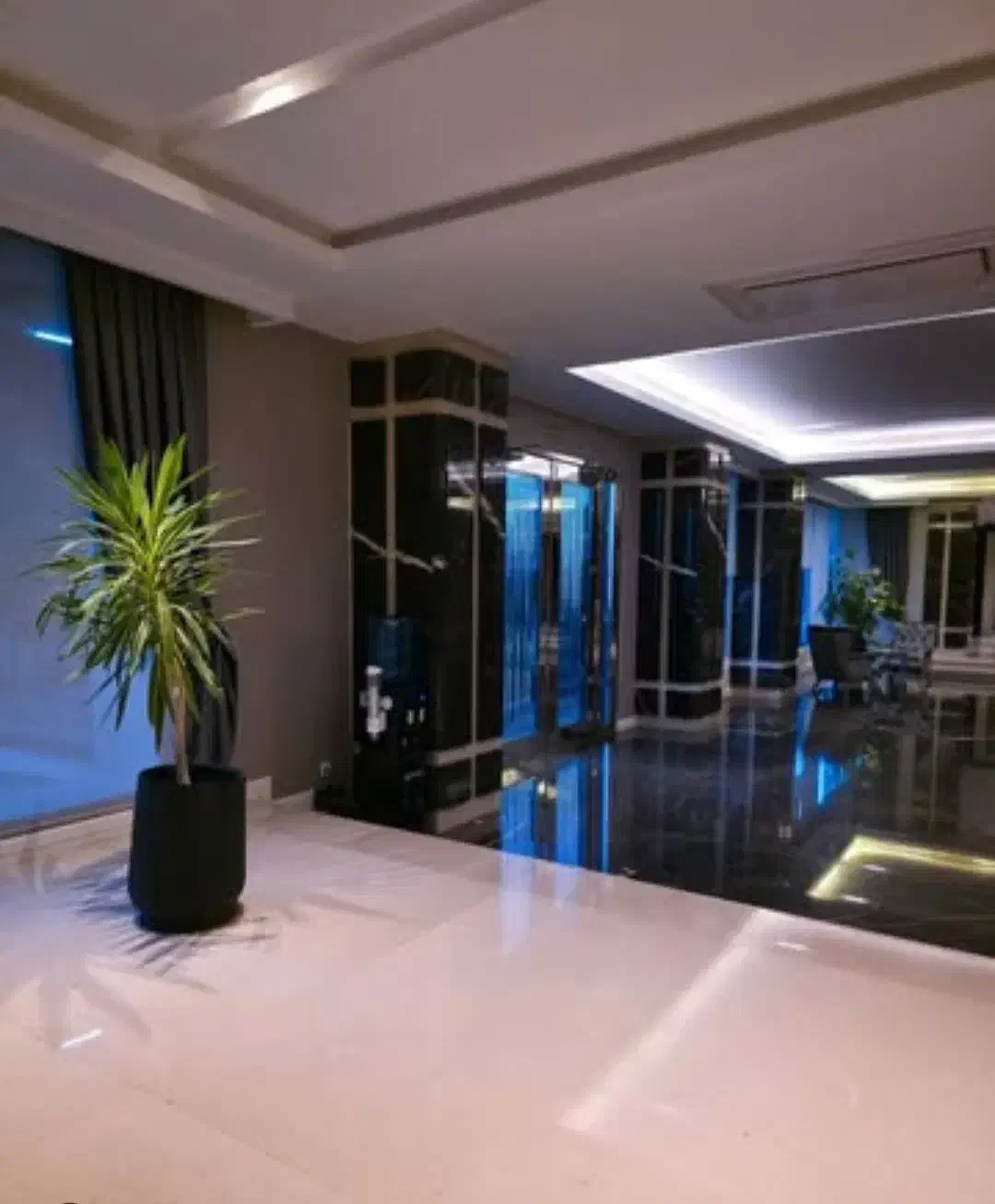 سعادت آباد 200متر  3خواب  فرنیش بوش  2پارکینگ