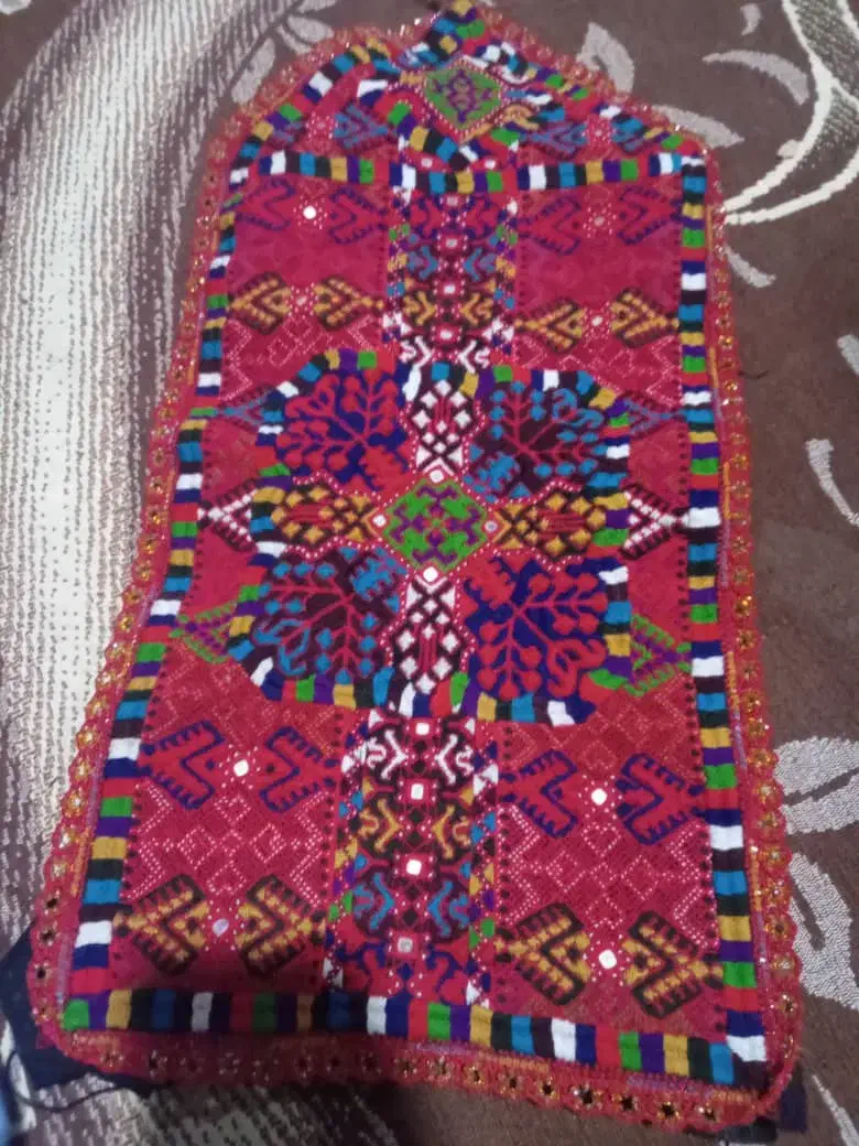 فروشی|کفش و لباس بچه|نازیل, |دیوار