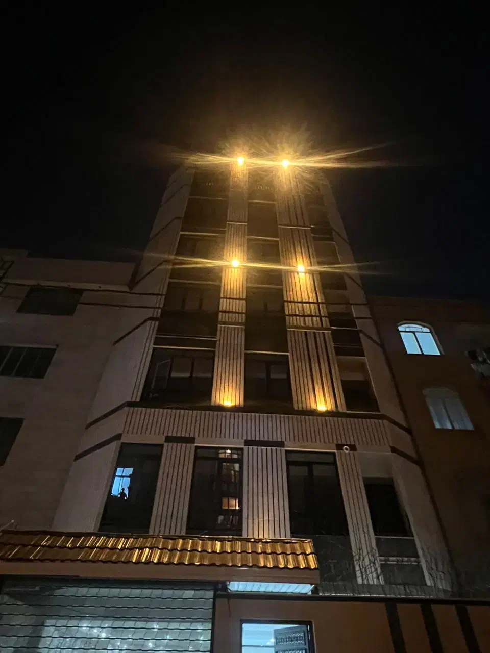 رهن کامل آپارتمان ۱۱۰ متری فول میدان بهاران