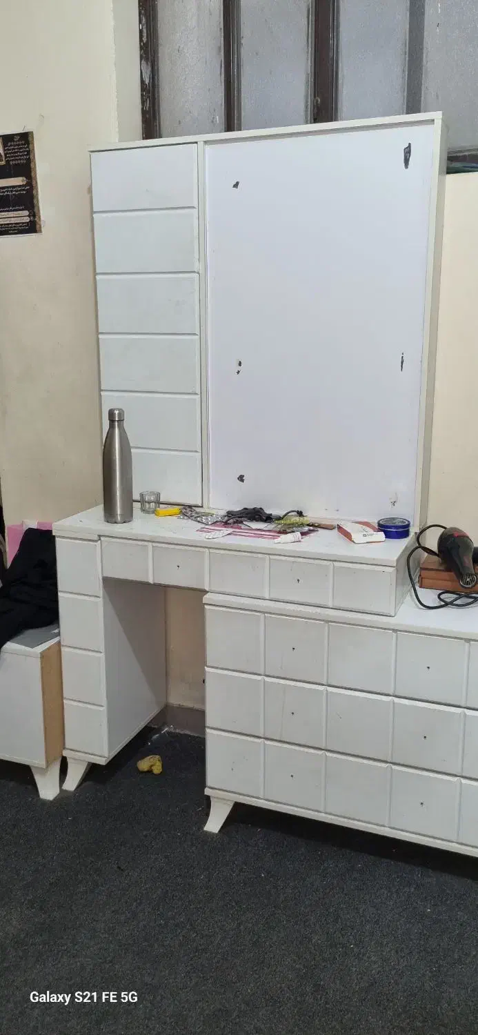 تخت ومیز ارایشی|تخت و سرویس خواب|اهواز, شهرک پیام|دیوار