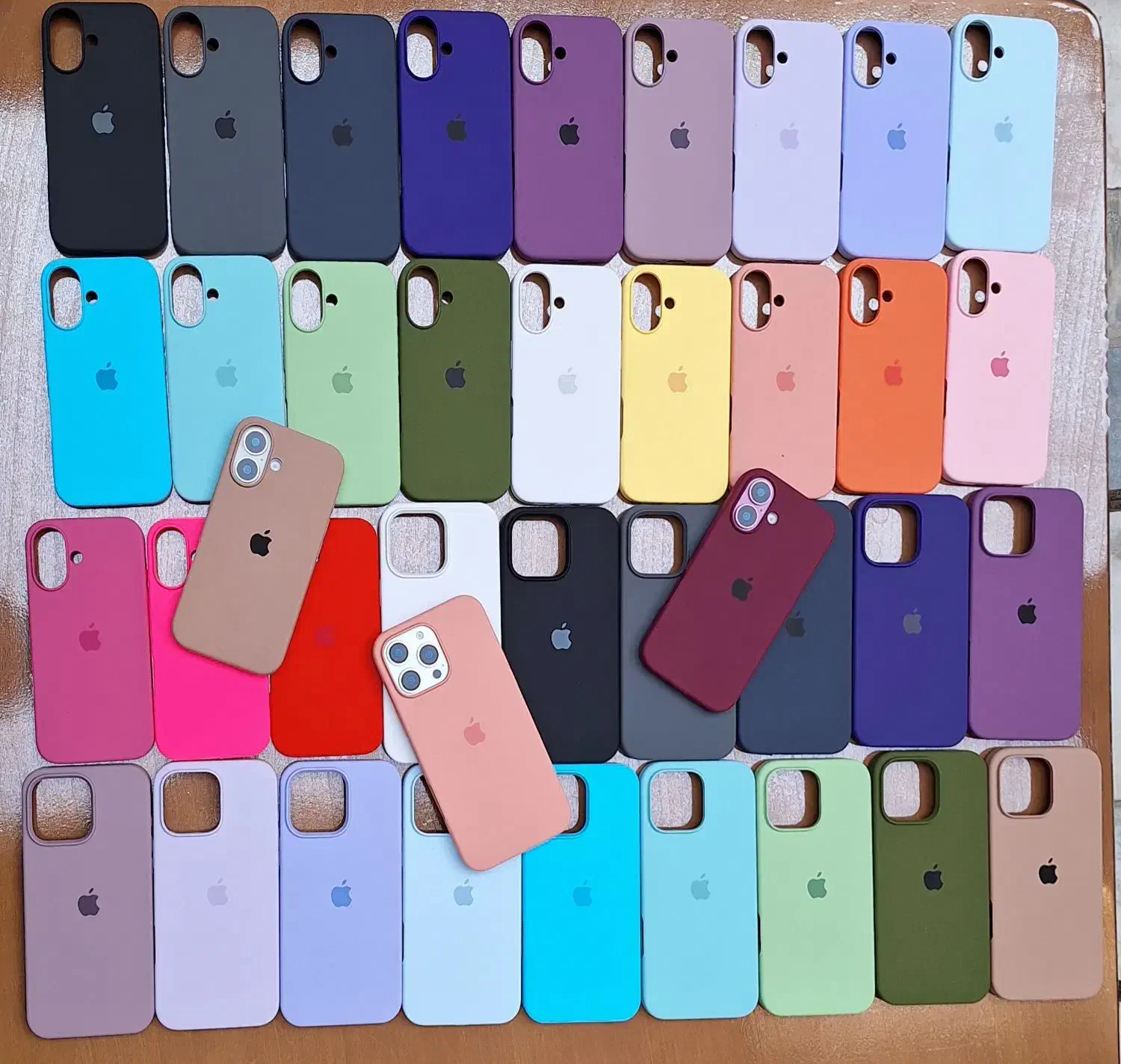 قاب سیلیکونی اصلی آیفون با ضمانت ماندگاری رنگ|لوازم جانبی موبایل و تبلت|قم, باغ شریفی|دیوار