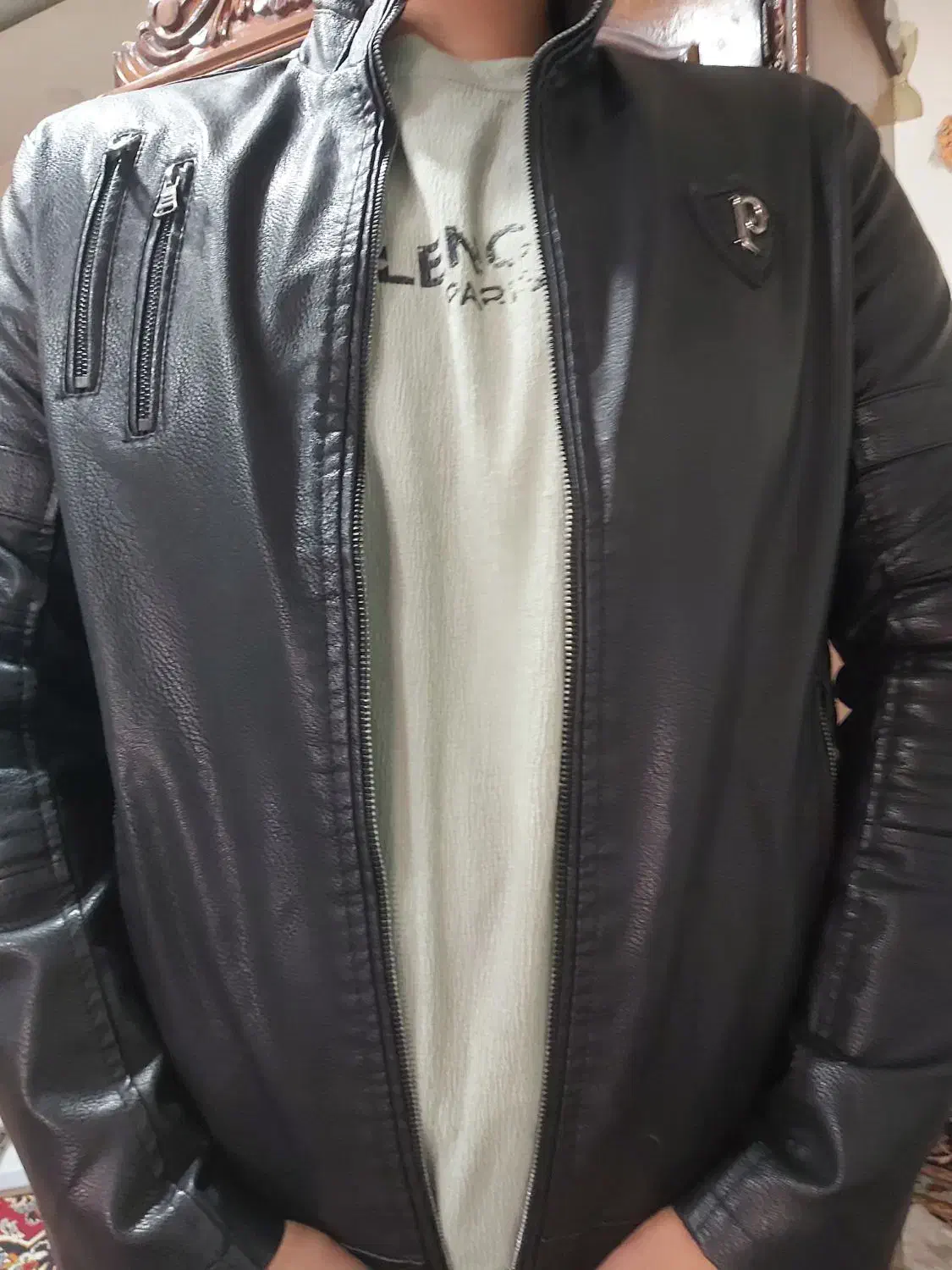 کاپشن|لباس|مشهد, شهرک مطهری|دیوار