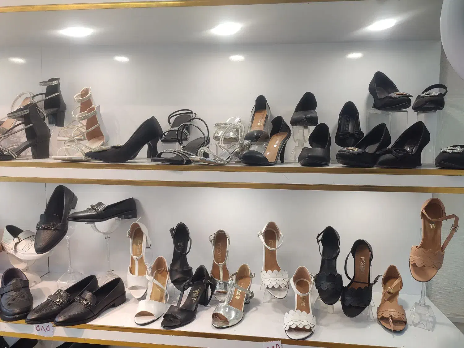 ادمین خانم|استخدام رایانه و فناوری اطلاعات|رشت, منظریه|دیوار