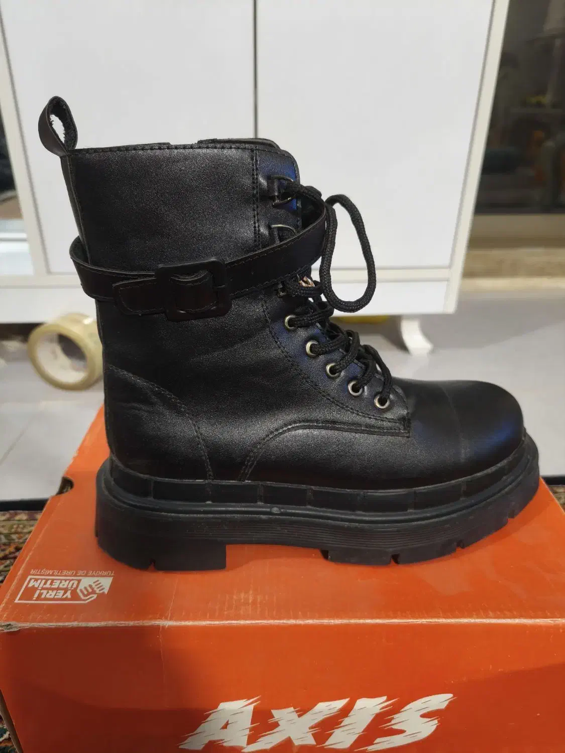 کفش اسپورت و پوتین زنانه|کیف، کفش، کمربند|مرند, |دیوار