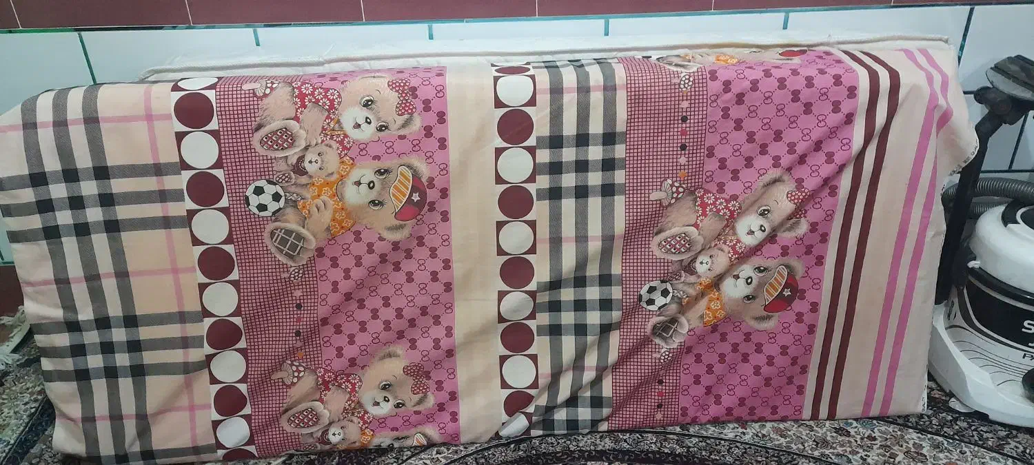 تشک|تشک تختخواب|بوئین و میاندشت, |دیوار