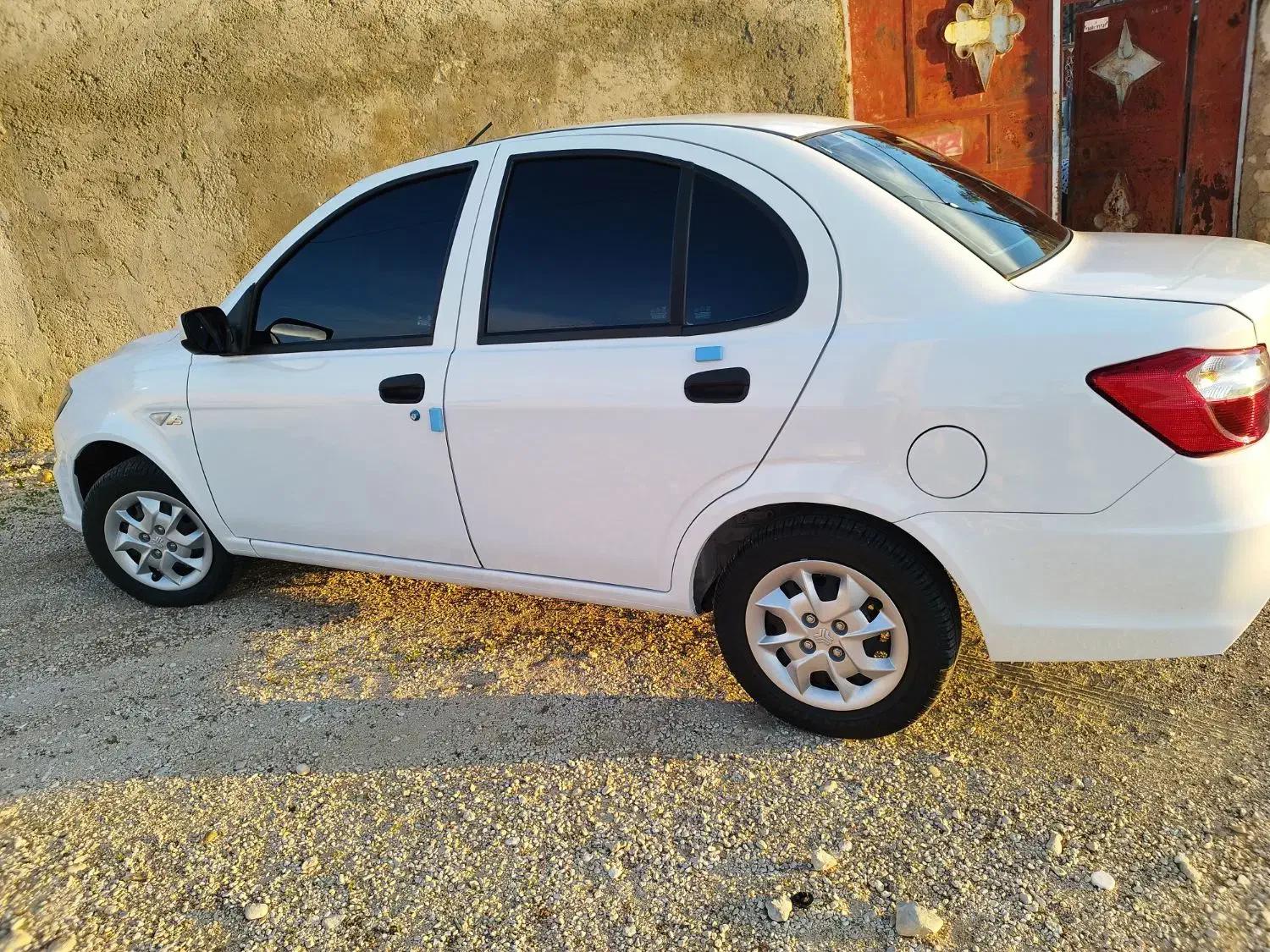 ساینا در حد صفر|خودرو سواری و وانت|بوشهر, |دیوار