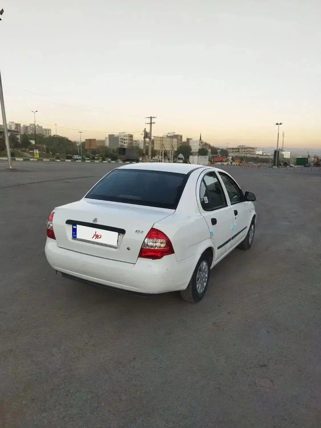 تیبا1 مدل 98 کم کار درحد|خودرو سواری و وانت|بروجرد, |دیوار