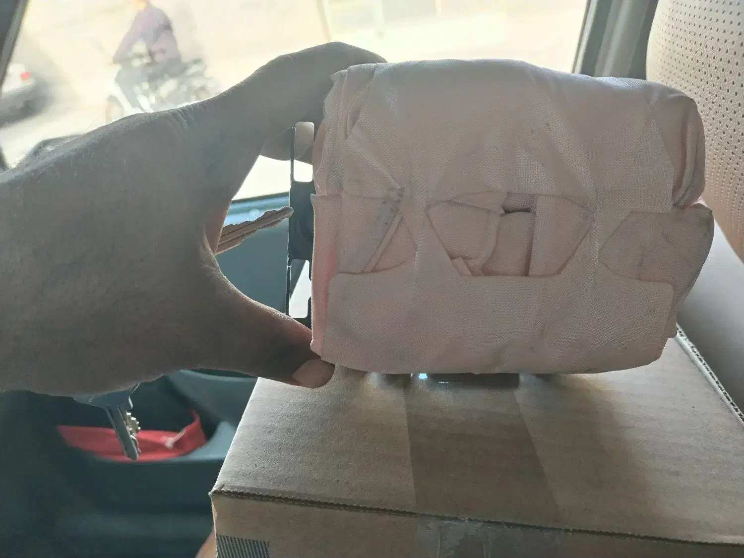 ایربک پژو پازس|قطعات یدکی و لوازم جانبی|تربتحیدریه, نواب صفوی|دیوار