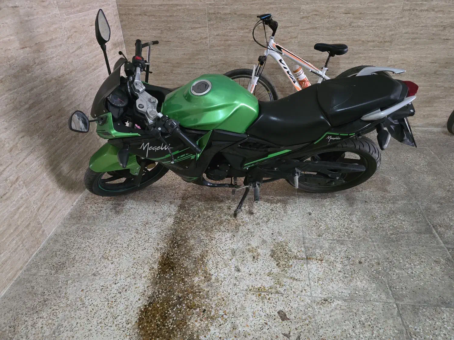 مگلی ۲۰۰ مدل ۱۴۰۰|موتورسیکلت|کرج, اسدآباد|دیوار