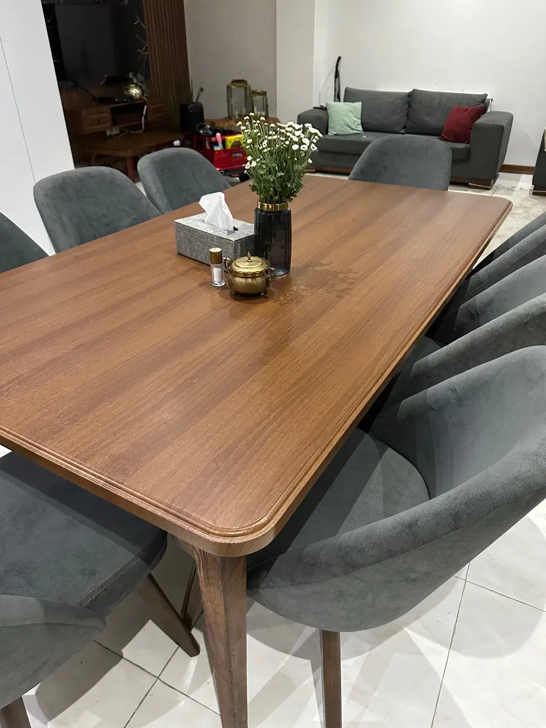 مبل ۹ نفره و میز ناهار ۸ نفره ۷۶۰۰۰۰۰۰|مبلمان خانگی و میز عسلی|ساری, |دیوار