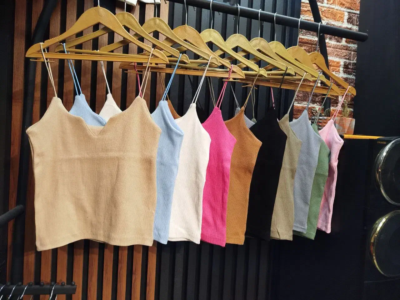 لباس زنانه|لباس|قم, شهرک قدس|دیوار