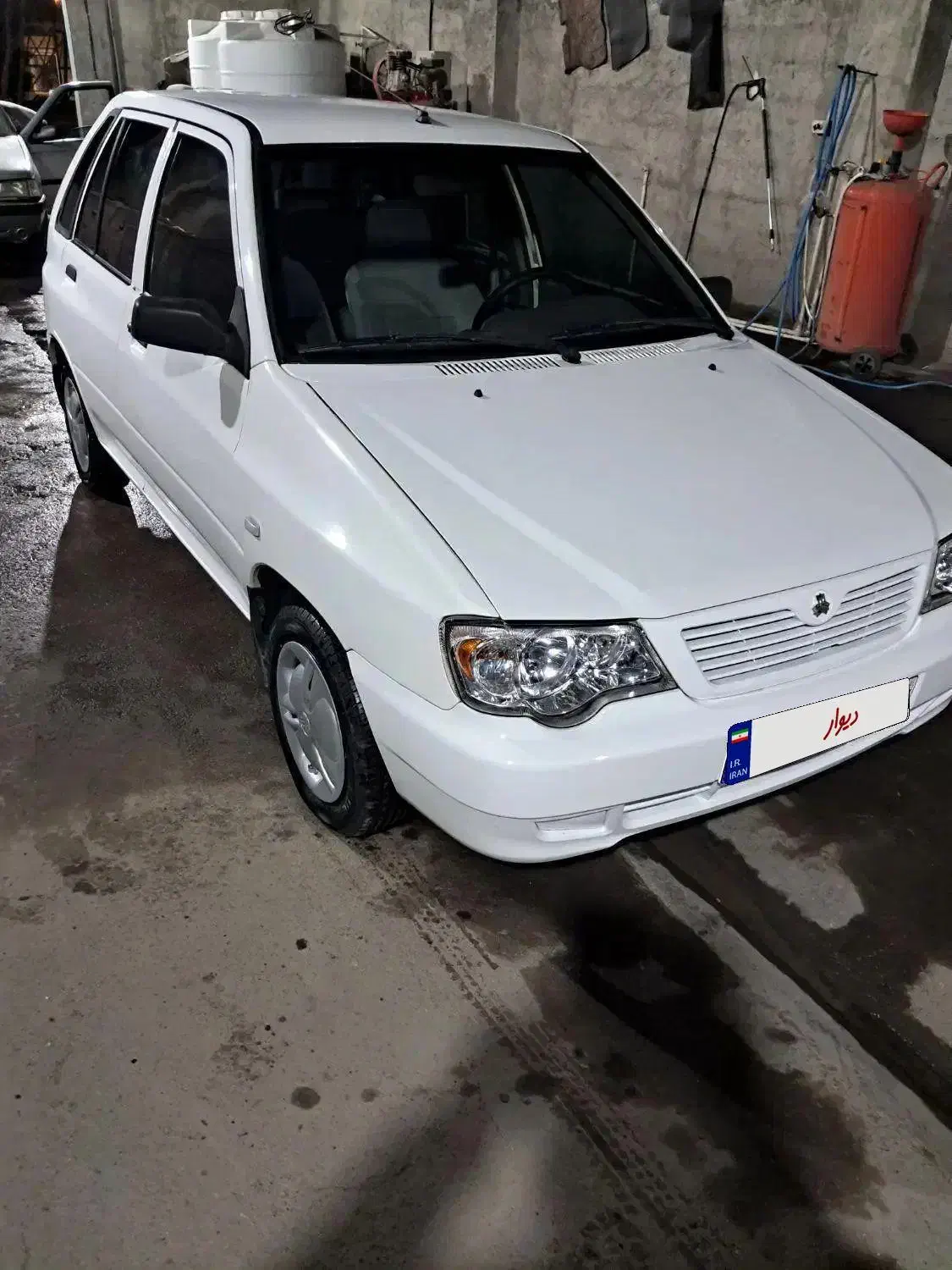 هاچبک۹۹ تمیز و کم کار|خودرو سواری و وانت|کاشان, امیرکبیر|دیوار