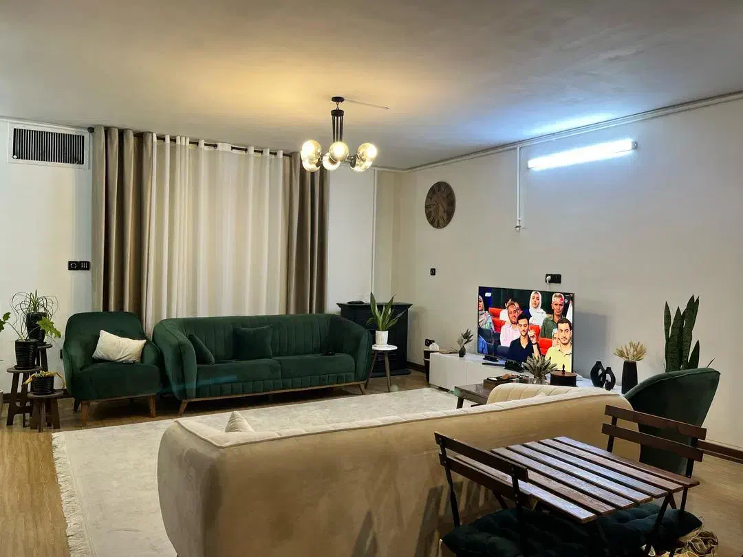 واحد مسکونی محله ب ۷. B7 فول امکانات شیک|فروش آپارتمان|فولادشهر, B7|دیوار