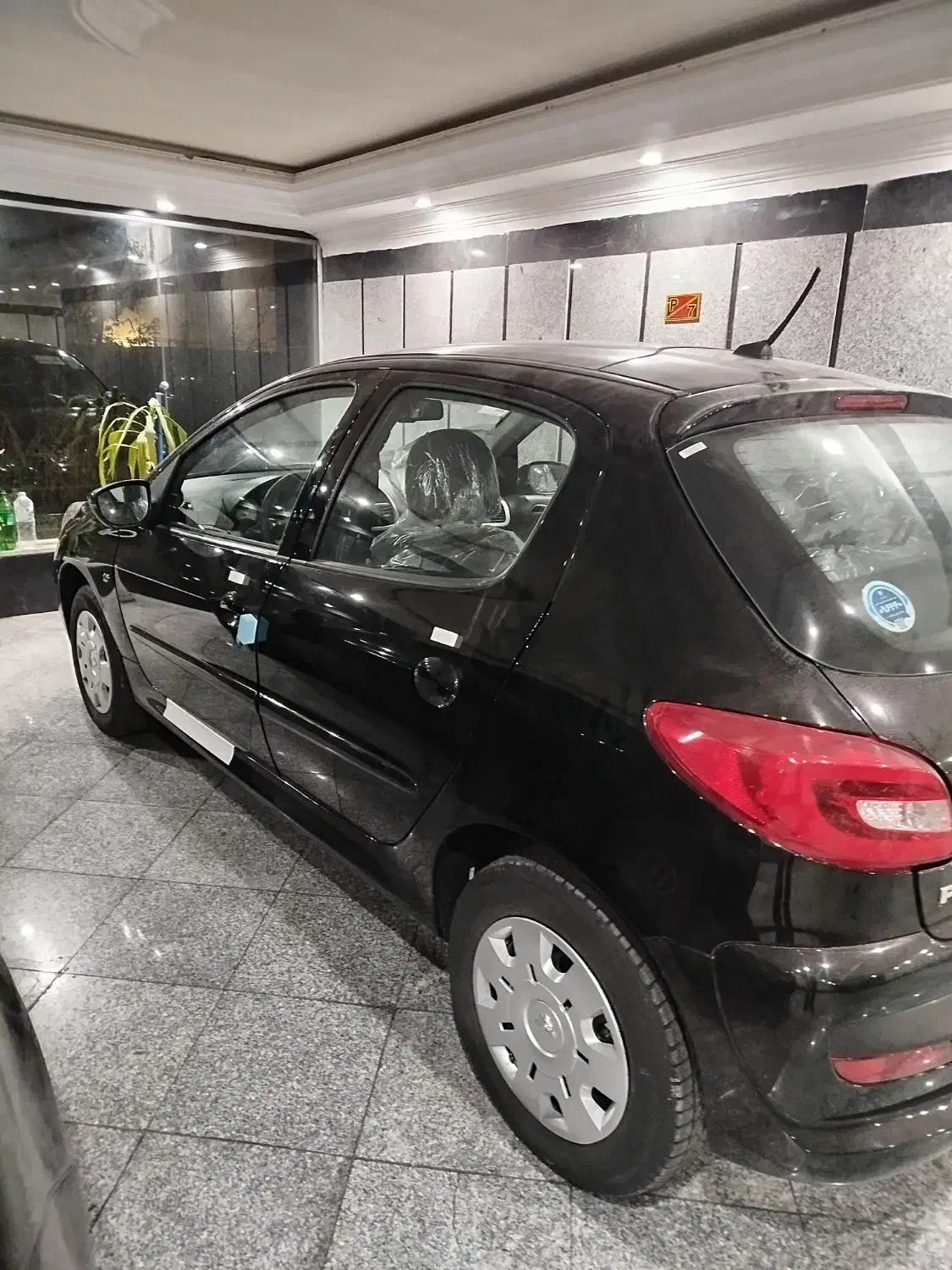 ۲۰۷مشکی  صفر ۴۰۴|خودرو سواری و وانت|فردیس, فردیس|دیوار