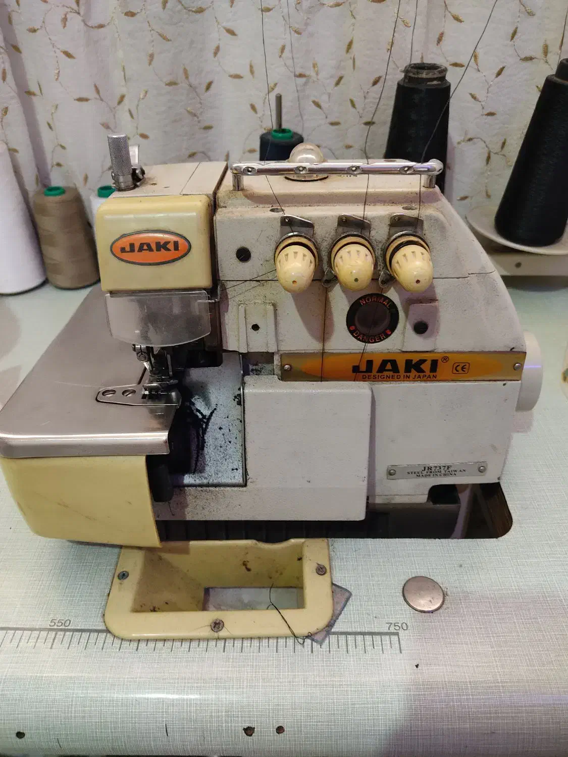 سردوز سه نخ جکی|چرخ خیاطی و ریسندگی|مشهد, نوید|دیوار