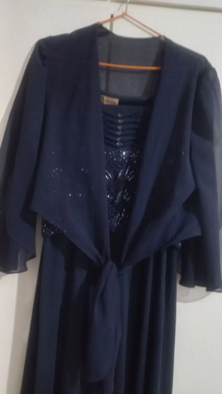 پیراهن مجلسی|لباس|مشکین‌دشت, |دیوار