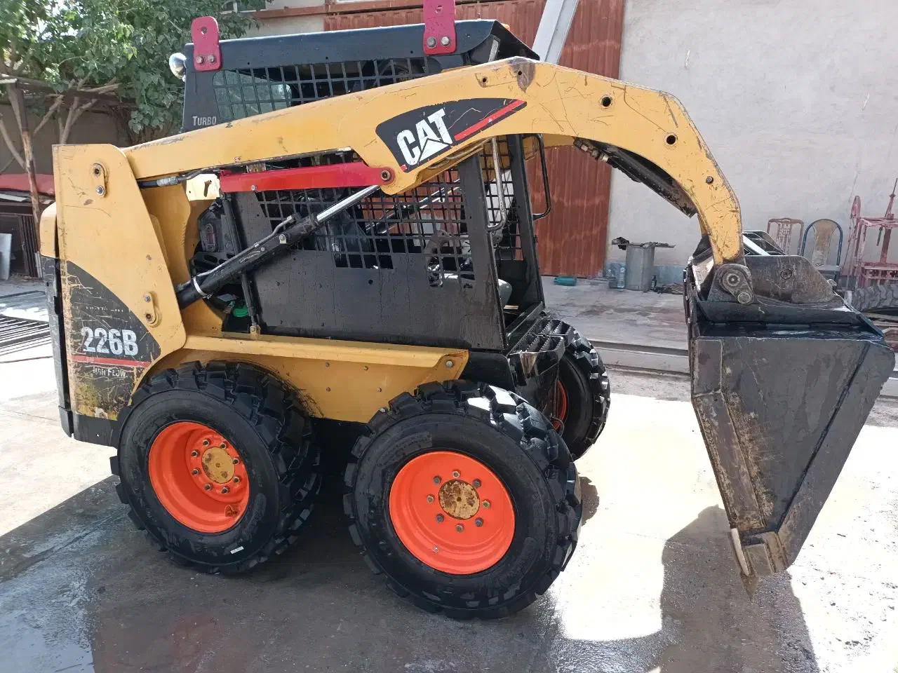 بابکت کاترپیلار مدل ۲۰۰۷|خودرو سنگین|تهران, مخصوص|دیوار