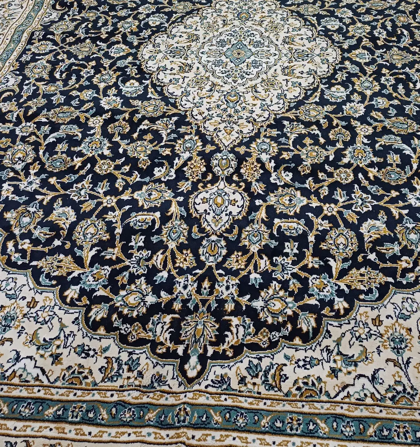 فرش ۱۲ متری|فرش|سقز, |دیوار