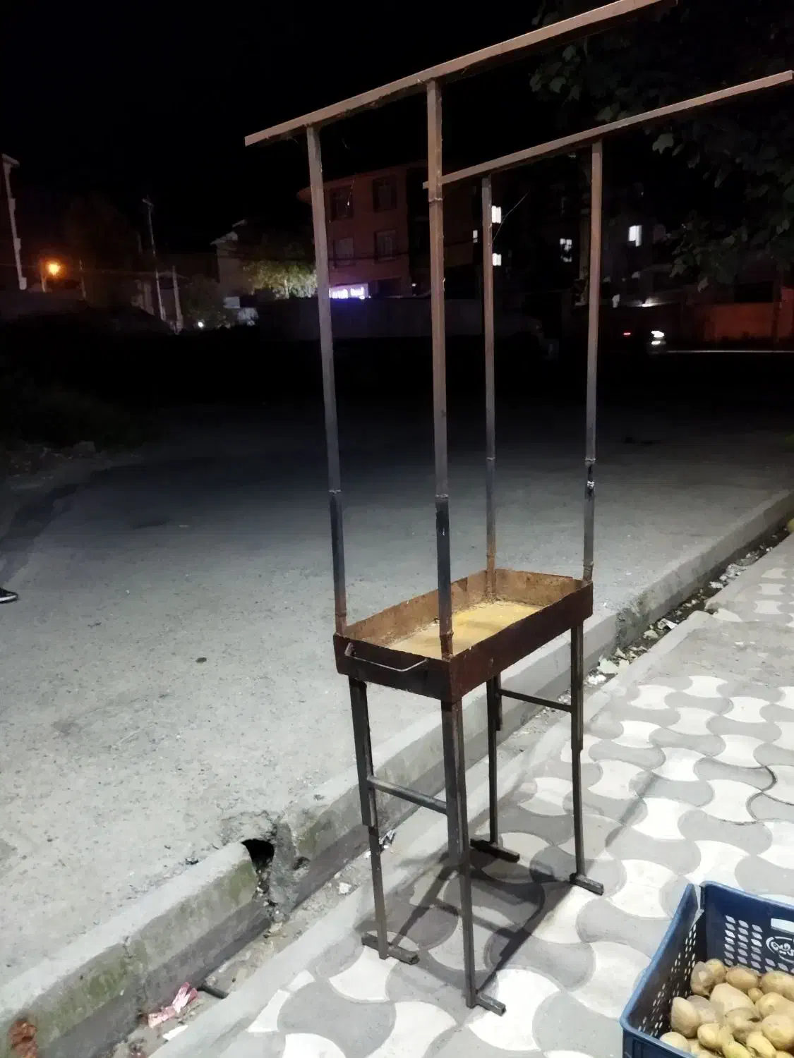 منقل کباب میز کار خرد کردن مرغ با تخته روش|اجاق گاز و لوازم برقی پختوپز|تالش, هشتپر|دیوار