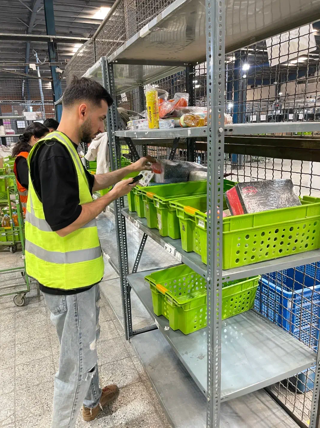 استخدام در فروشگاه اسنپ شاپ در کارگر جنوبی|استخدام خدمات فروشگاه و رستوران|تهران, مخصوص|دیوار