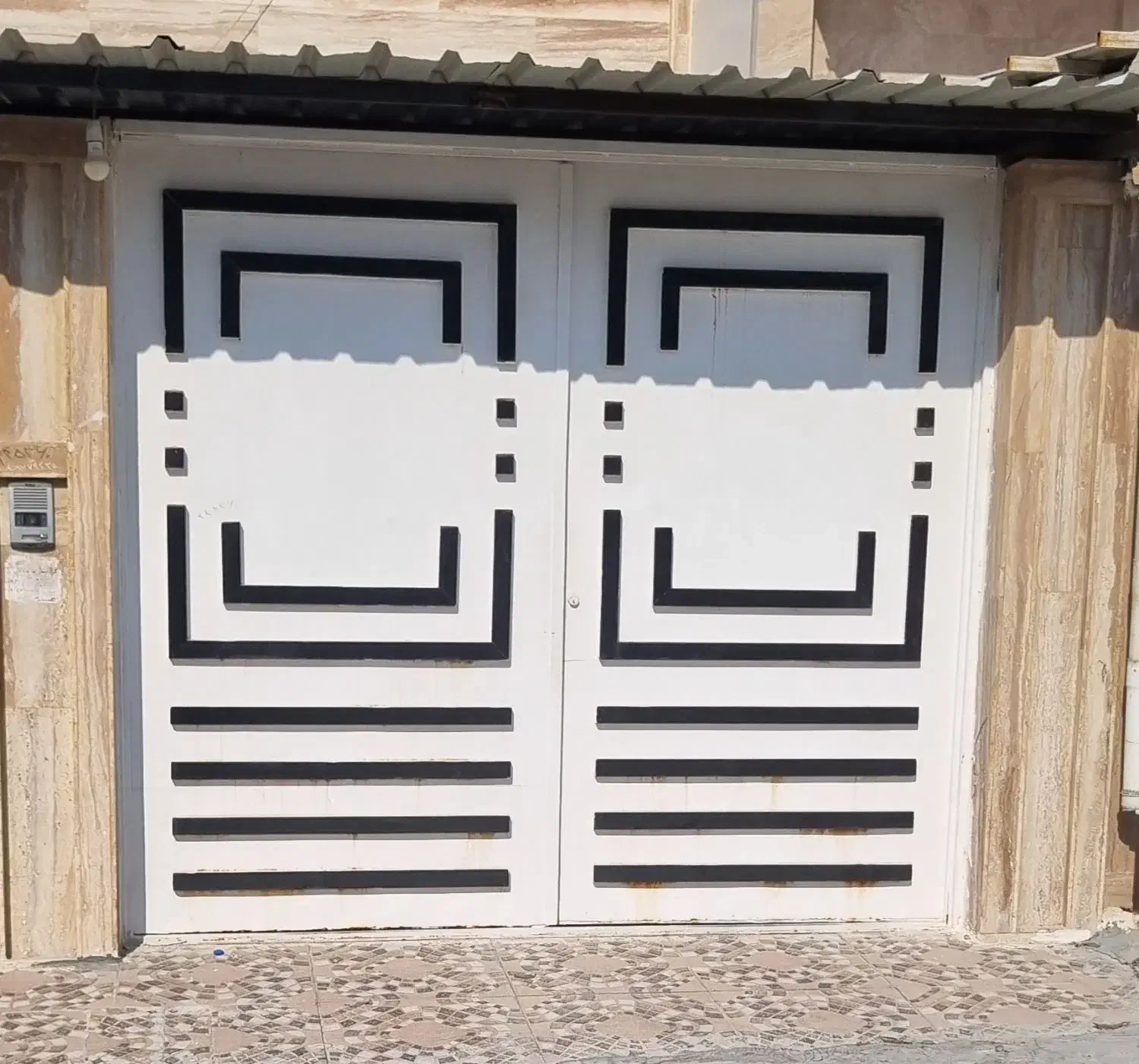 فروش در حیاط اهنی قیمت ۳۵ میلیون تخفیف هم داره|مصالح و تجهیزات ساختمان|بندر کنگان, |دیوار