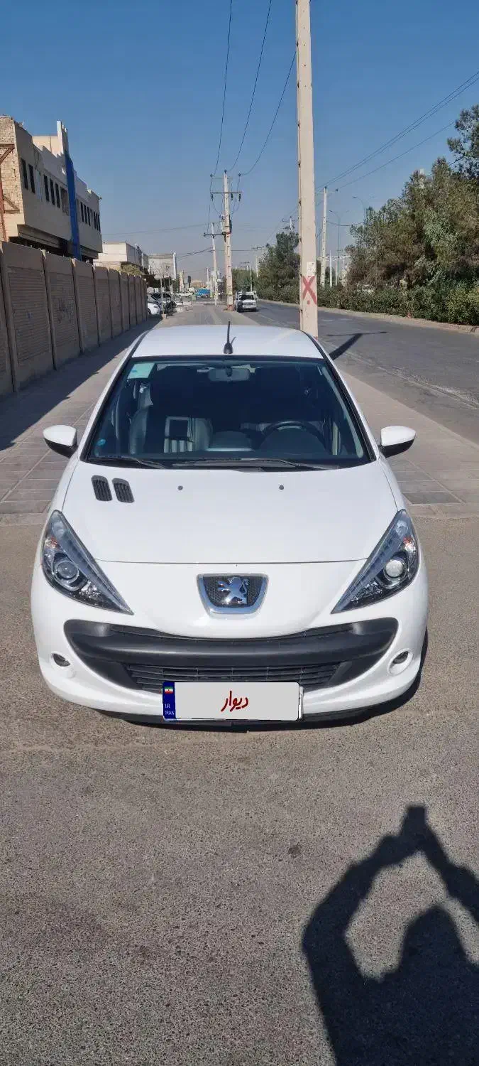 ۲۰۷ دنده کم کار بی رنگ|خودرو سواری و وانت|یزد, |دیوار