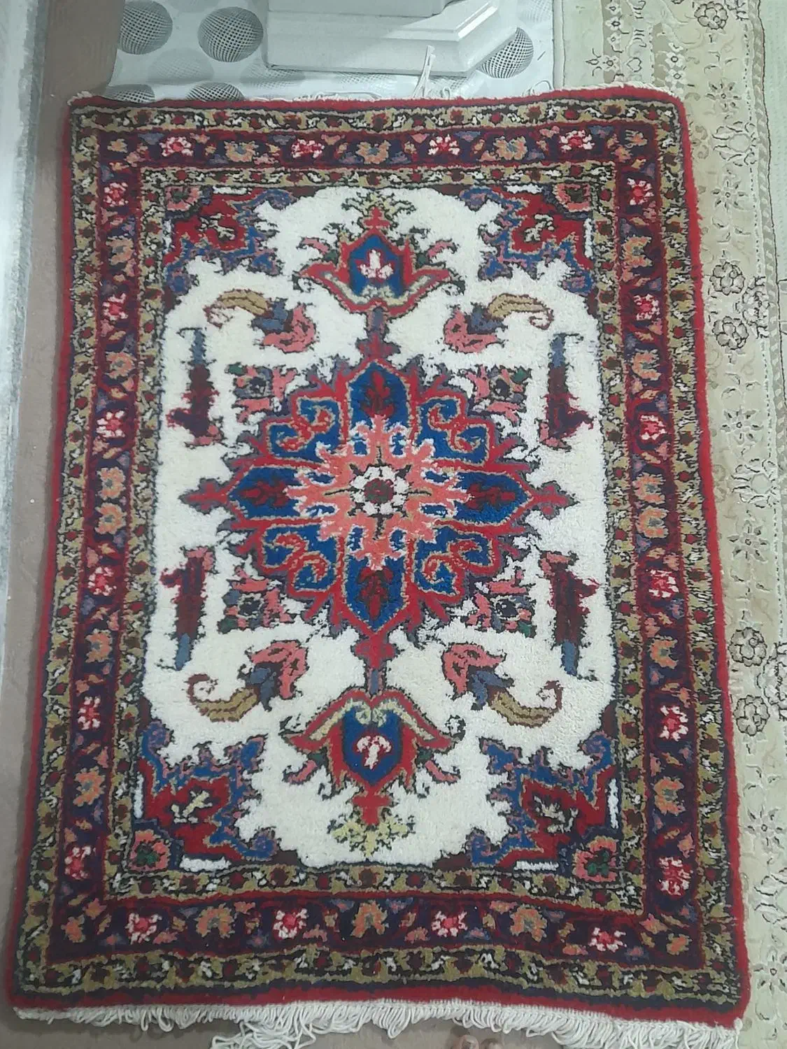 دو عدد پا دری  نو 80در 110هست|فرش|تبریز, |دیوار