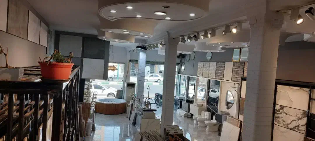 فروش مغازه 250 متری بر فرجام|فروش مغازه و غرفه|تهران, نارمک|دیوار