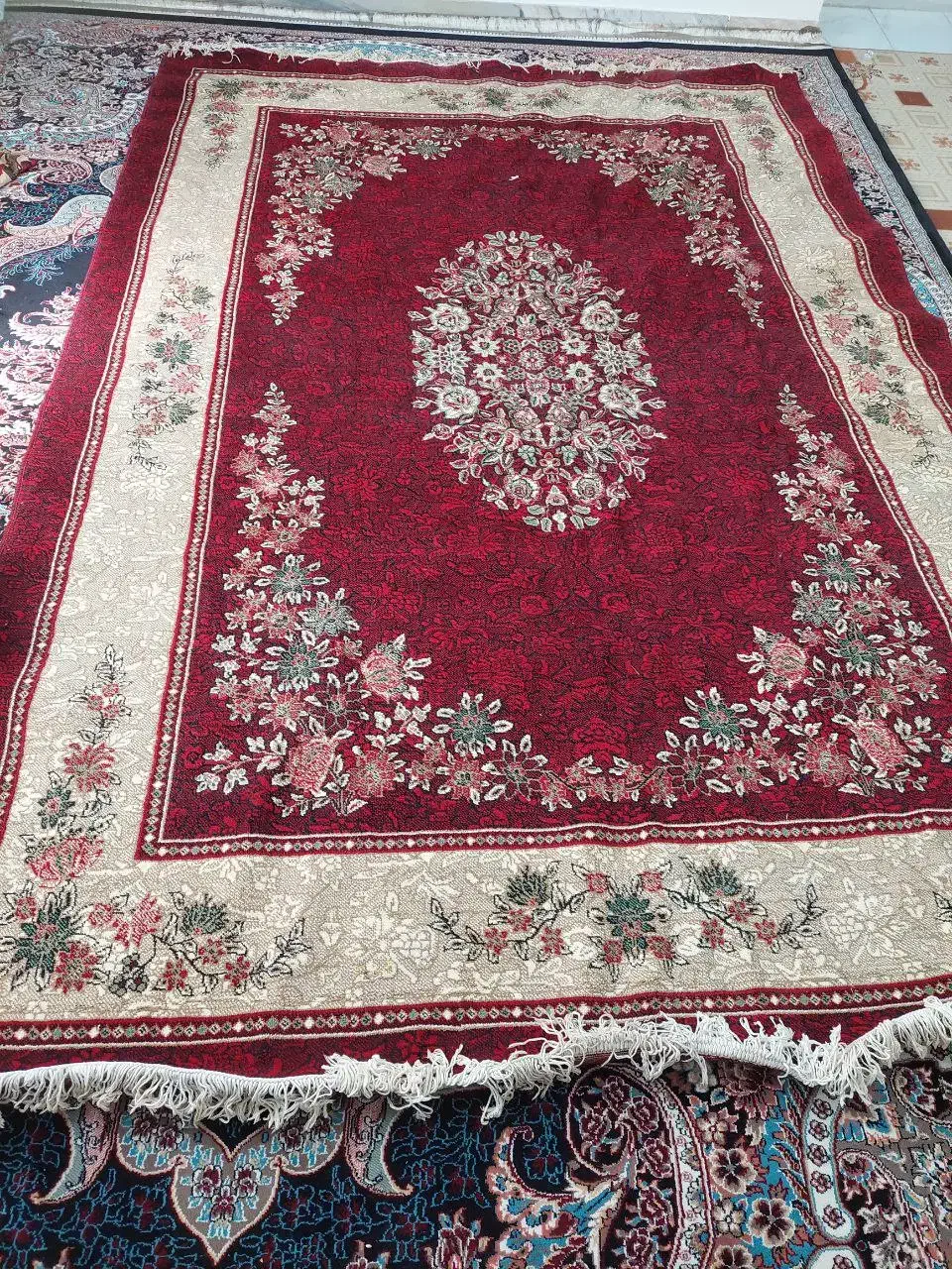 سه عدد فرش ۶متری کاشان|فرش|فومن, |دیوار