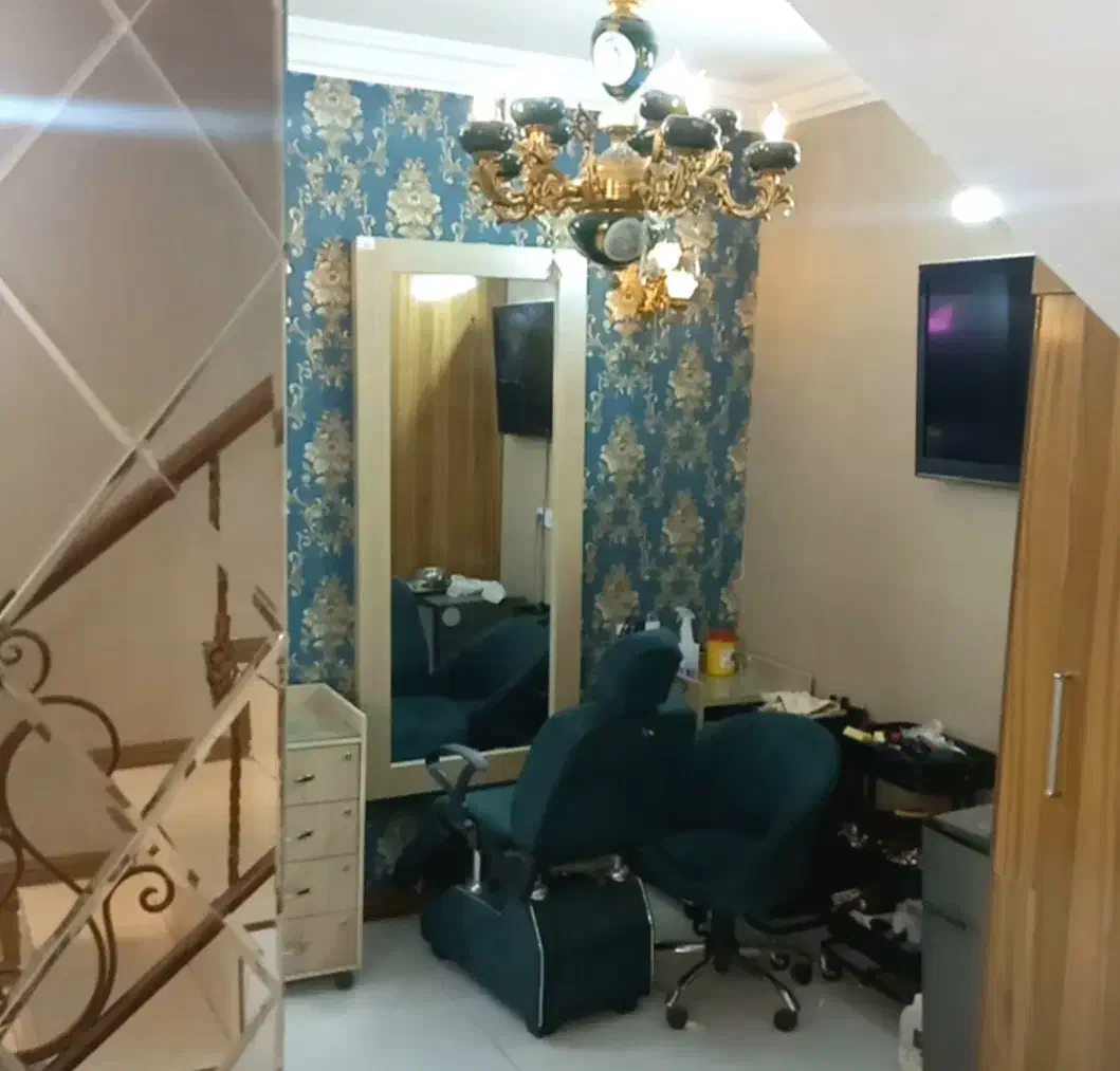 اجاره لاین در سالن زیبای مفتح یک|خدمات آرایشگری و زیبایی|مشهد, ایثار|دیوار